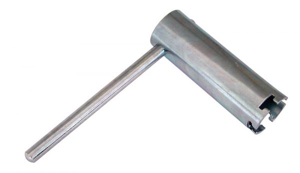 Internal strainer wrench